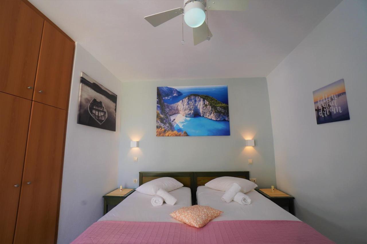 Mandy Seafront Apartments Zakynthos Town Exterior photo